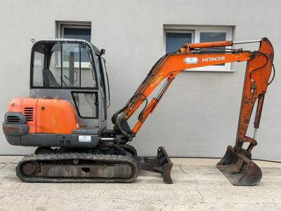 Hitachi ZAXIS 35 vendida por Ideal Macchine Srl