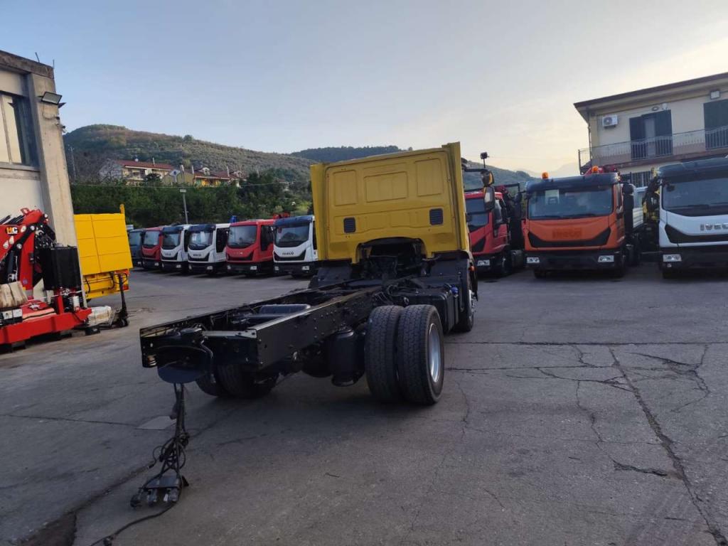Iveco EUROCARGO 120E28P Foto 14