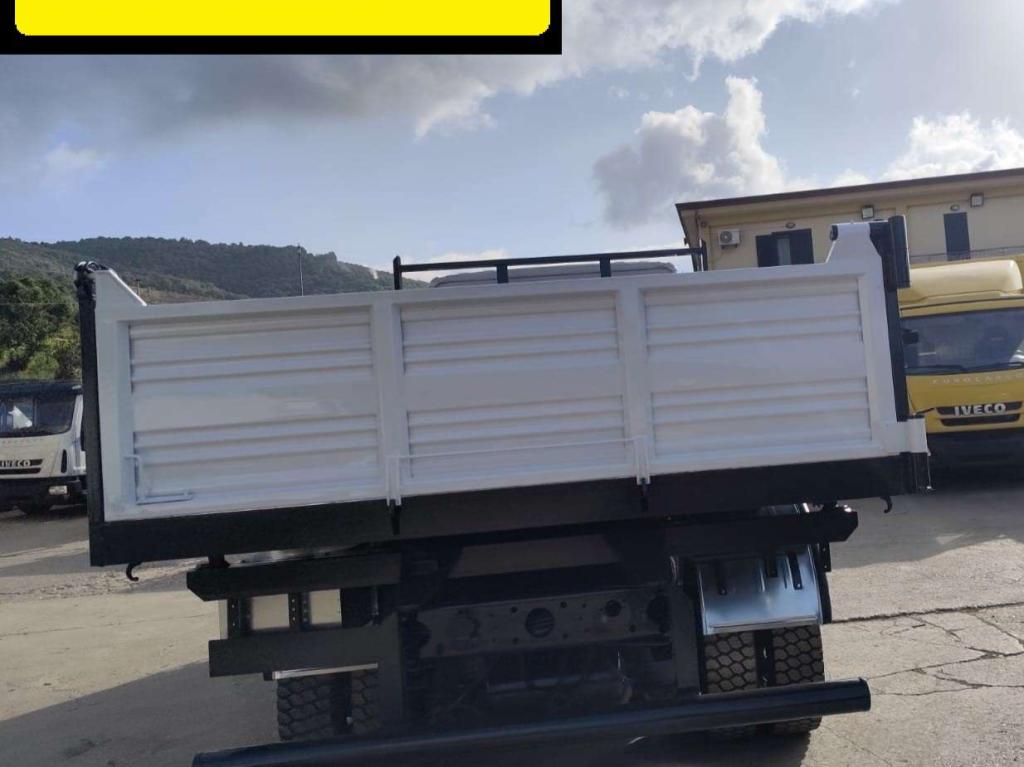 Iveco EUROCARGO 120E28P Foto 4