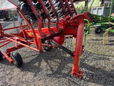 Kuhn Ga4231 vendida por Moscadelli Macchine Agricole