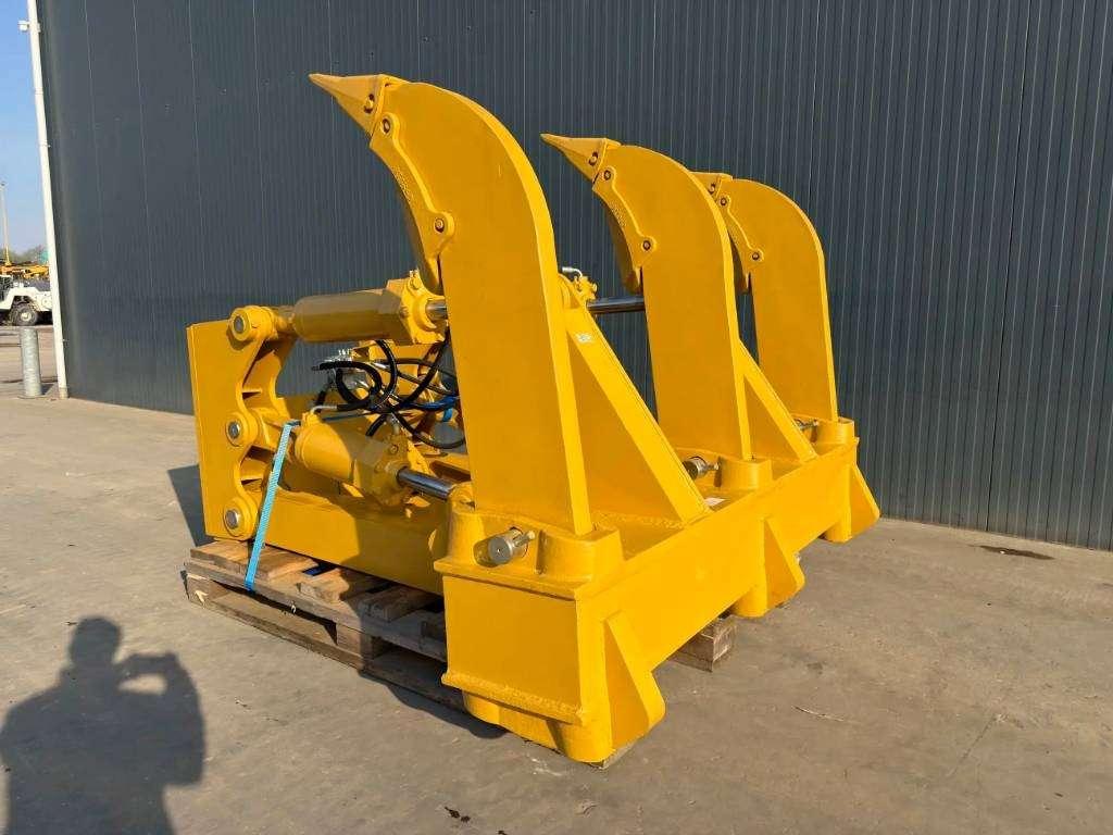Caterpillar D8 Multi Shank Ripper Foto 1