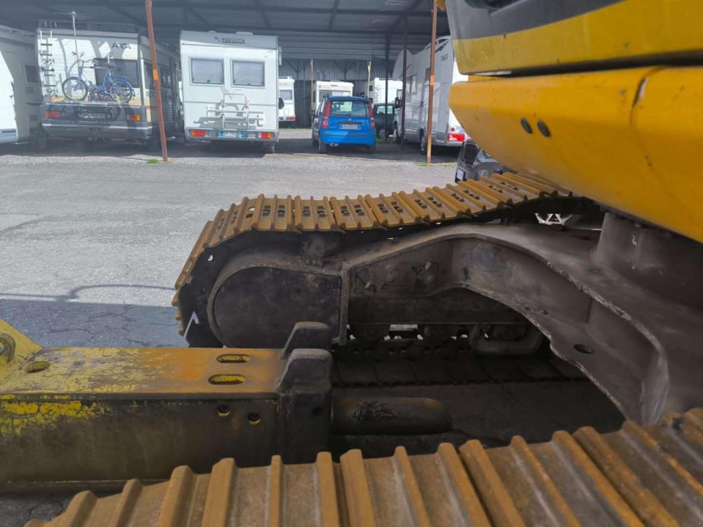 JCB JS235HD Foto 13