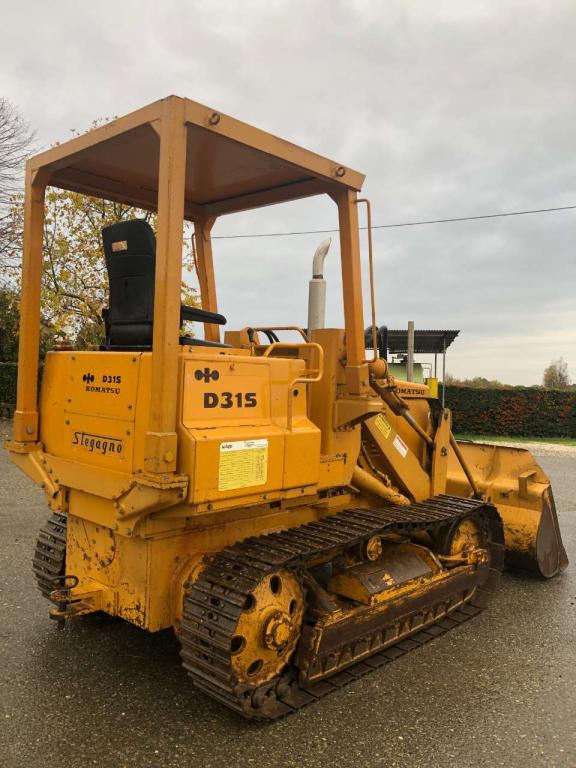 Komatsu D31S-16 Foto 4