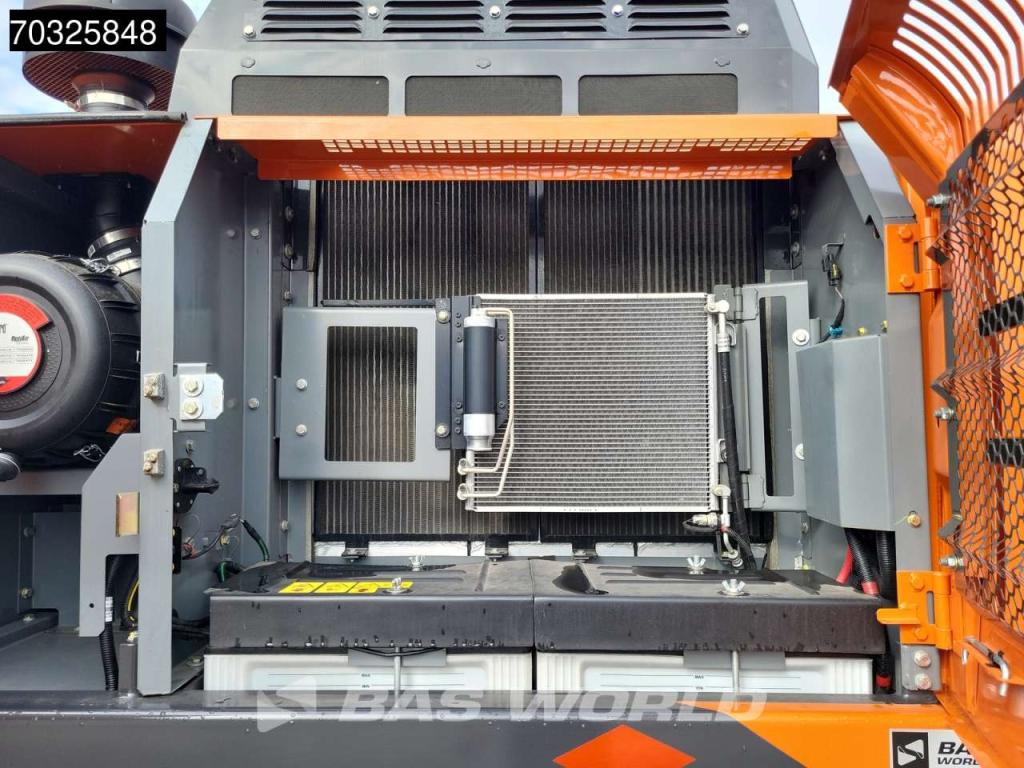 Hitachi EX350 LC-5G Cummins Engine Foto 23