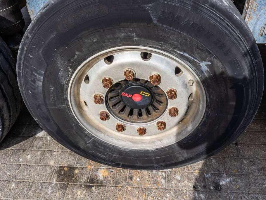 Benalu C3910 + BACHE CRAMARO Foto 17