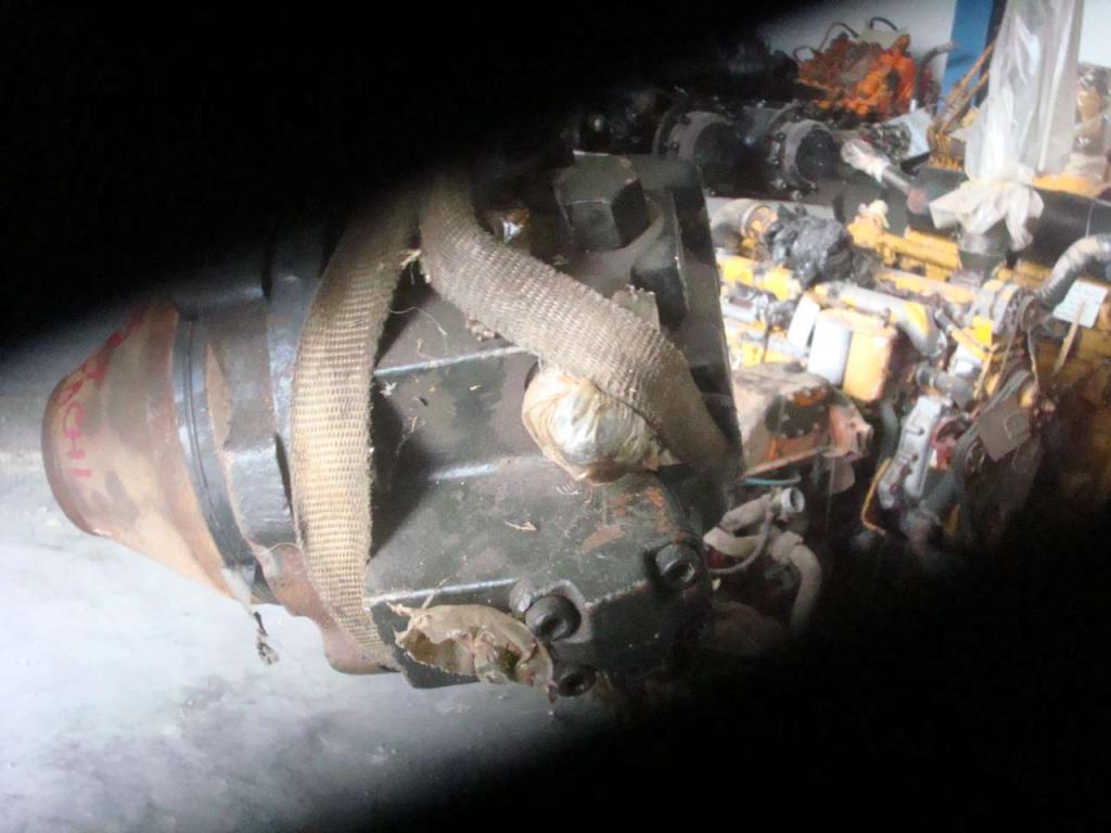 Motor de traslación para Fiat Hitachi EX235 Foto 1