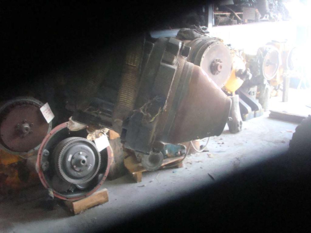 Motor de traslación para Fiat Hitachi EX235 Foto 2