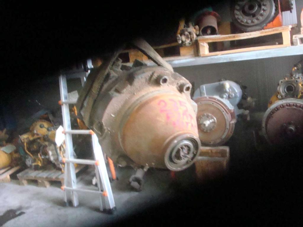 Motor de traslación para Fiat Hitachi EX235 Foto 3