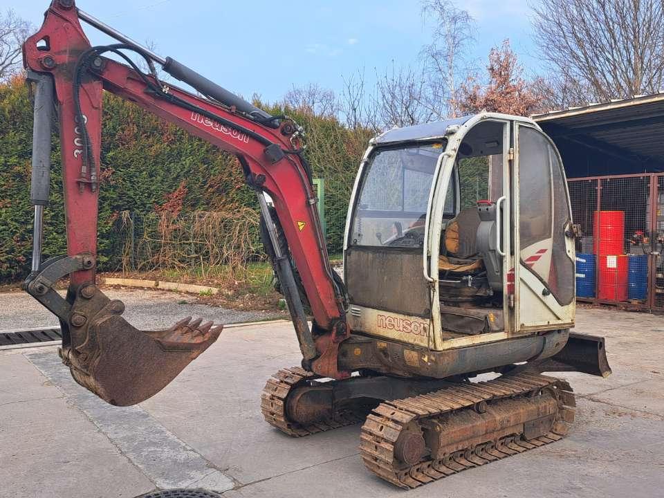 Neuson 3003 RDV Foto 2