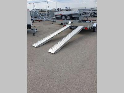 Coppia di rampe in alluminio Lunghezza 3.200 mm - Portata 3.330 kg vendida por Progetto Rampe