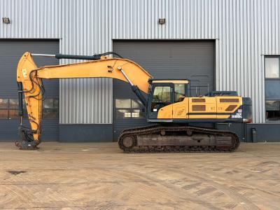 Hyundai HX380L vendida por Big Machinery
