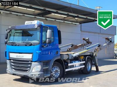Daf CF 370 4X2 13tons Absetzkipper skiploader Automatic MX Engine brake Euro 6 vendida por BAS World B.V.