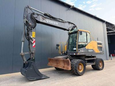 Volvo EW180E vendida por Smitma B.V.