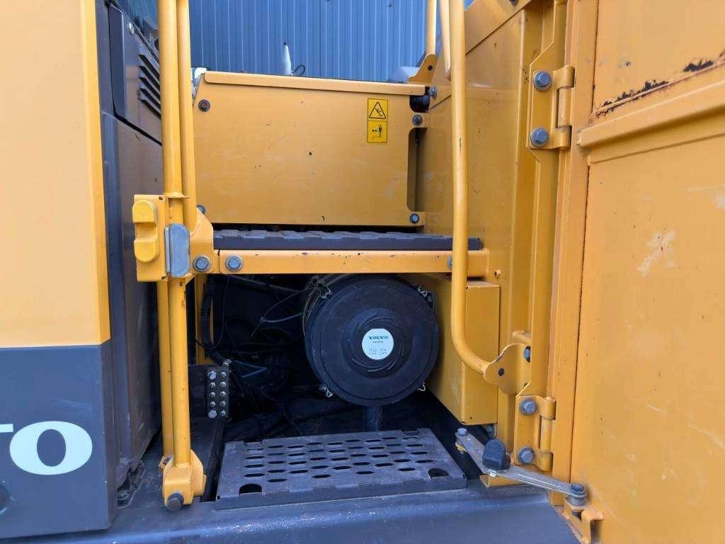 Volvo EW180E Foto 23