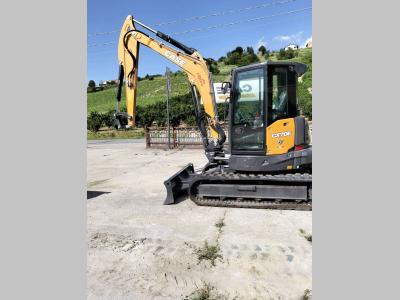 Case CX 70 vendida por Etusato