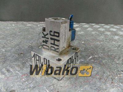 O&K (Orenstein & Koppel) RH6 vendida por Wibako