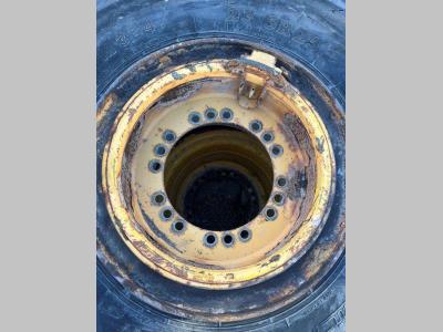 for 23.5R25 tires Rims para Volvo L110, L120 vendida por Balavto