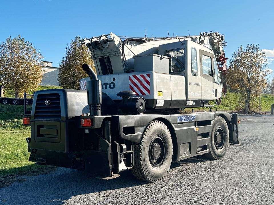 Kato KR 22H-11 4x4 Foto 16