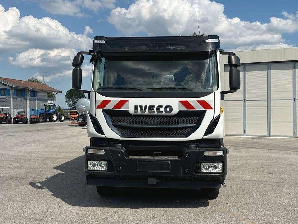 Iveco Stralis 330 6X2 Foto 24