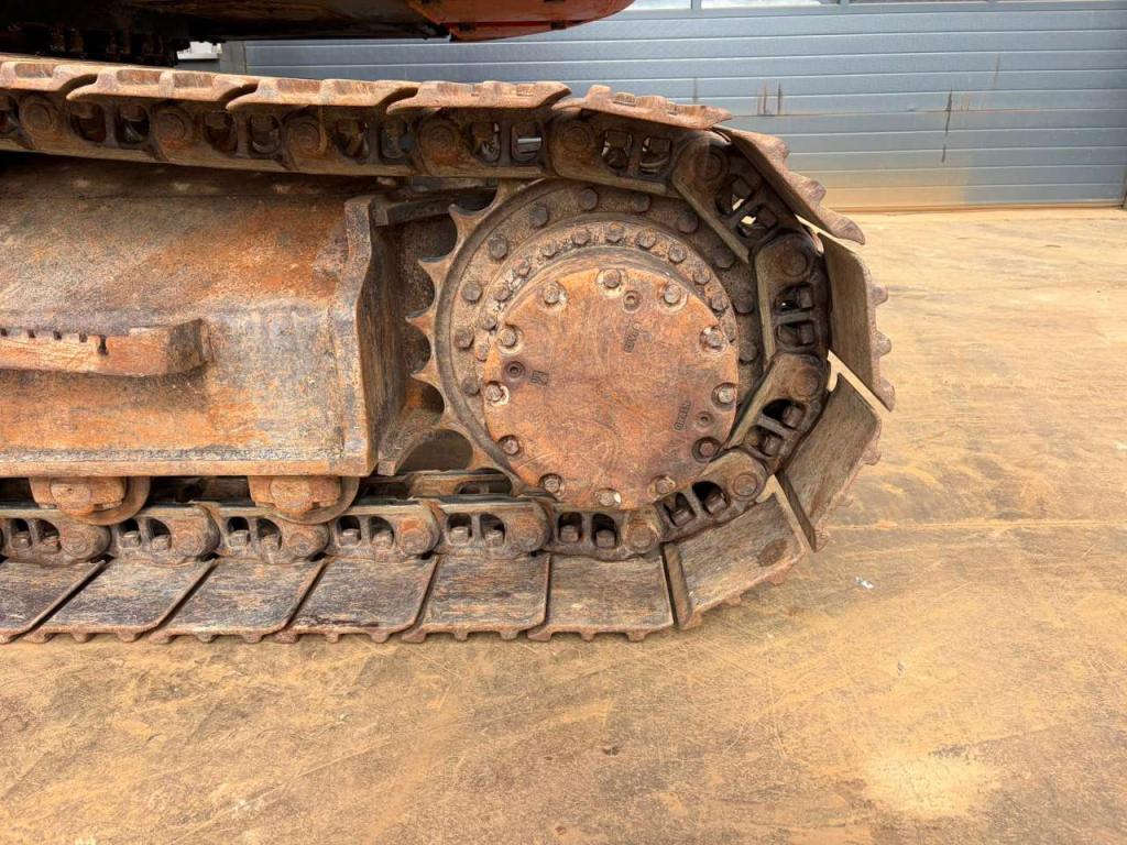 Hitachi ZX225US5LC Foto 11