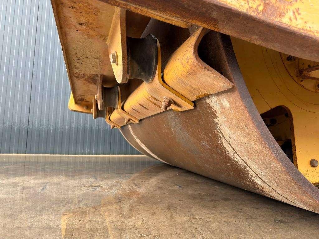 Caterpillar CS74 Foto 20