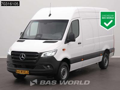 Mercedes-Benz Sprinter 317 CDI Nieuw Model Automaat 170PK L2H2 LED Airco Cruise Camera 10inch MBUX CarPlay Parkee vendida por BAS World B.V.