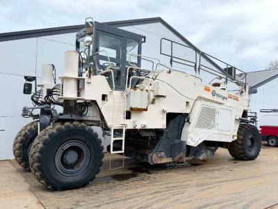 Wirtgen WR2500S - Airco / Backup Camera / US EPA vendida por Boss Machinery