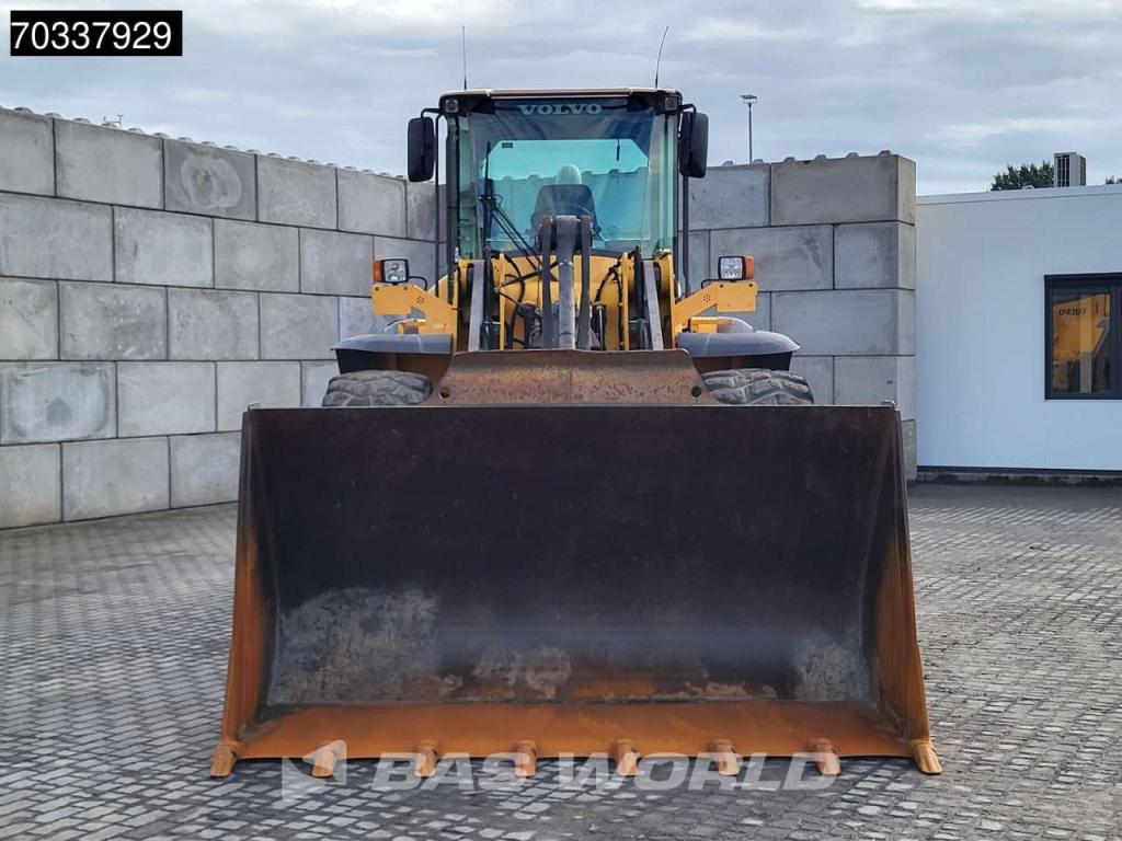 Volvo L120 F German Registration Foto 10