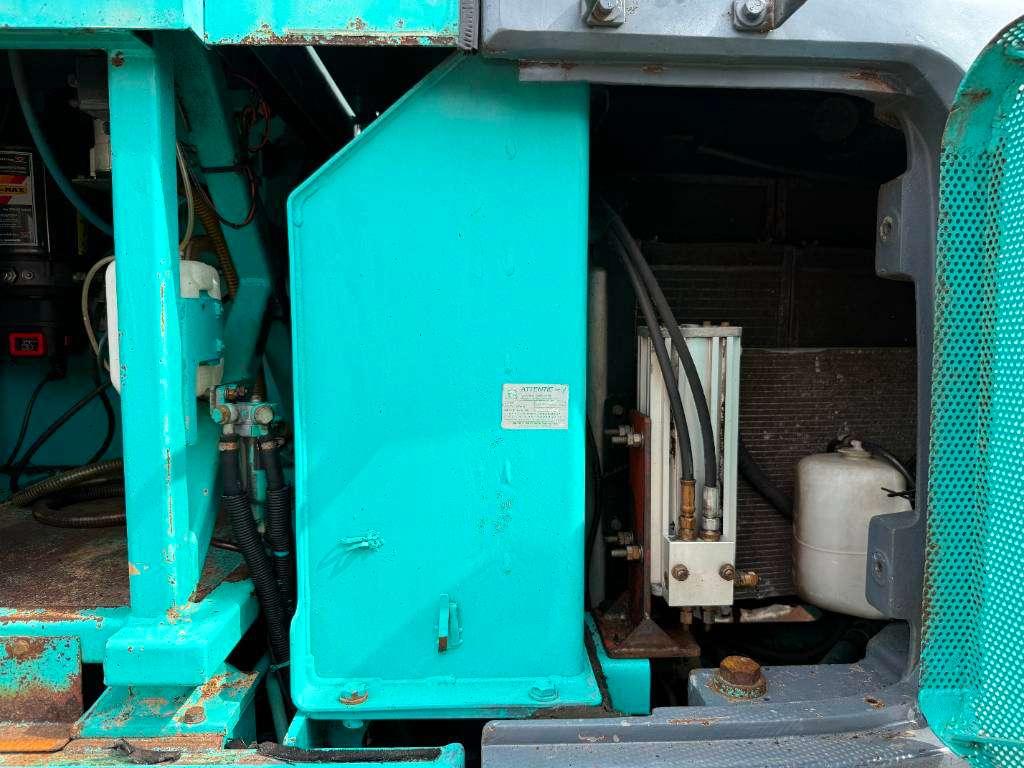 Kobelco SK135SRLC-1E - Extra High Cabin / Hammer Lines Foto 25