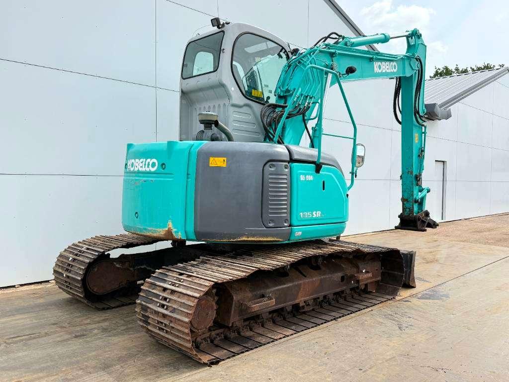Kobelco SK135SRLC-1E - Extra High Cabin / Hammer Lines Foto 5