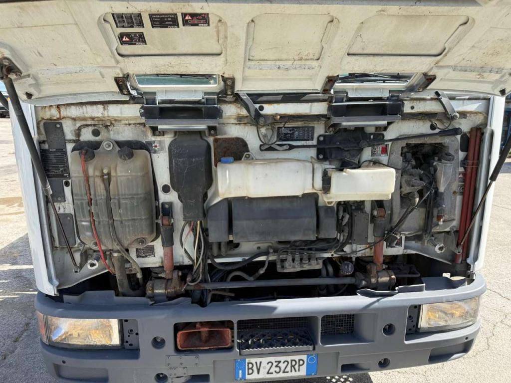 Iveco Eurocargo 100E15 Foto 13