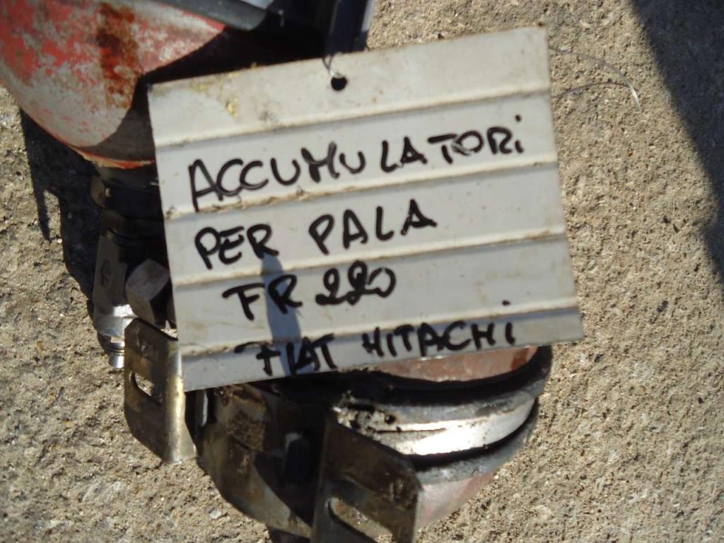 Acumulador para Fiat Hitachi FR220 Foto 3