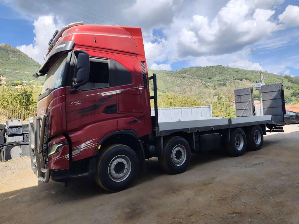 Iveco X-WAY 570 Foto 13