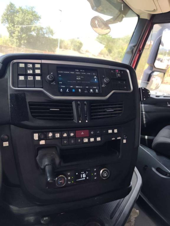 Iveco X-WAY 570 Foto 8