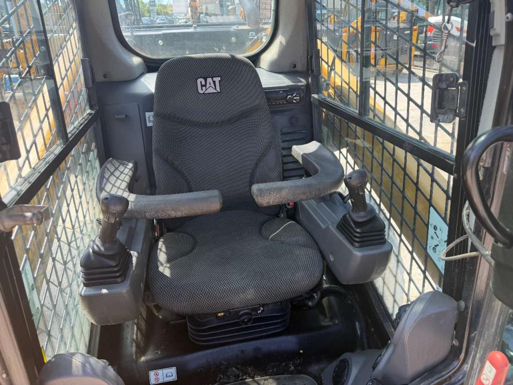Caterpillar 272 D3 Foto 6