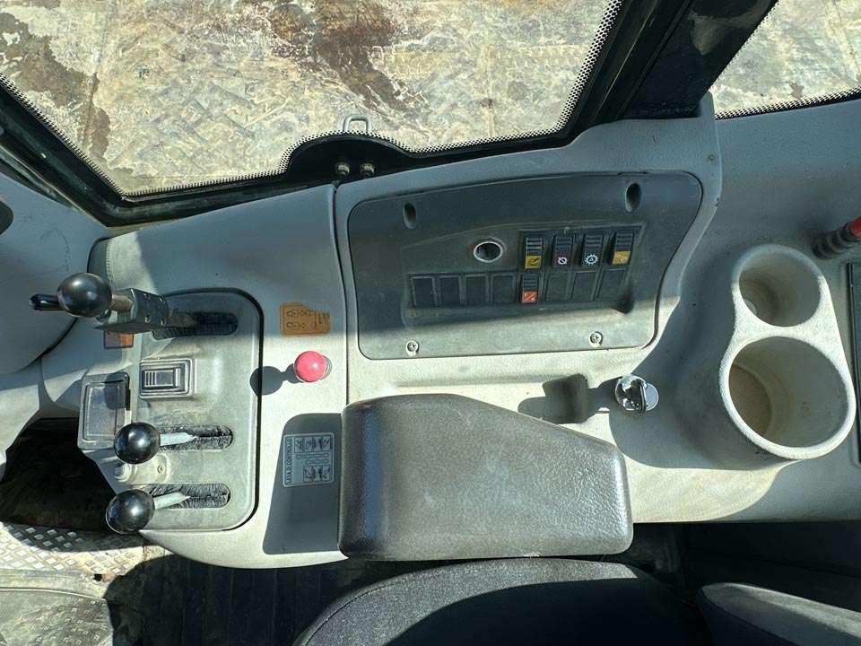 New Holland W130 Foto 15