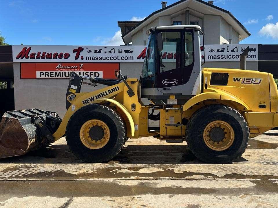 New Holland W130 Foto 2