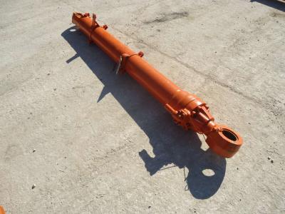 Cilndro de levantamiento para Fiat Hitachi FH200.3 MT.3 vendida por OLM 90 Srl