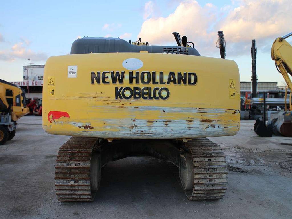 New Holland Kobelco E385B Foto 2