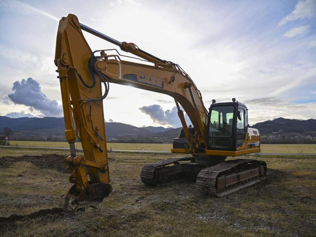 Case CX240B Foto 9