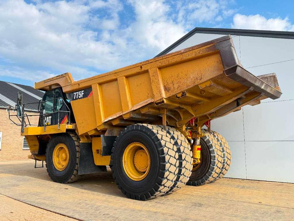 Caterpillar 775F - German Machine / Auto Greasing Foto 3