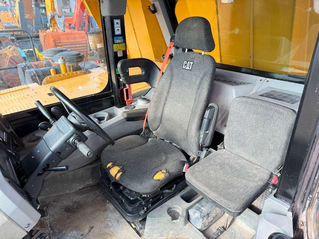 Caterpillar 775F - German Machine / Auto Greasing Foto 9