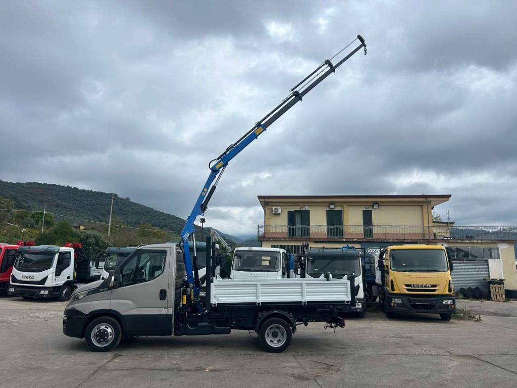 Iveco DAILY 35-130 Foto 10