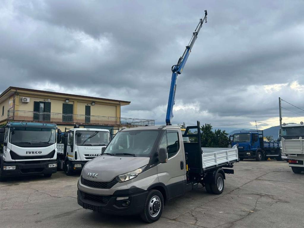 Iveco DAILY 35-130 Foto 13