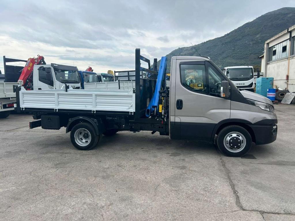 Iveco DAILY 35-130 Foto 5