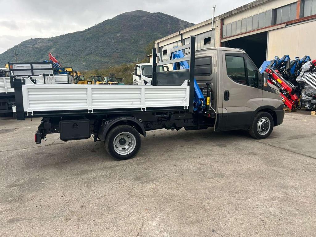 Iveco DAILY 35-130 Foto 6