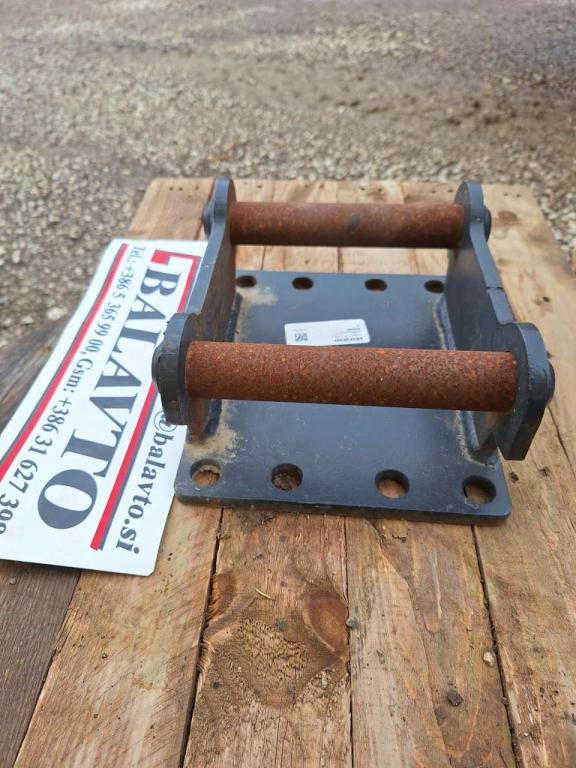 S30 for 2 ton excavators Attachment plate Foto 7