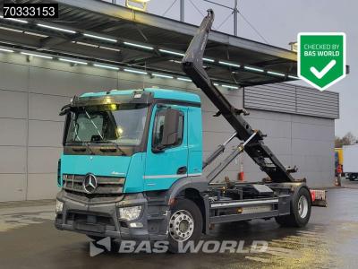 Mercedes-Benz Antos 1835 4X2 Meiller RK20 65TS containersystem Automatic Engine Brake Euro 6 vendida por BAS World B.V.