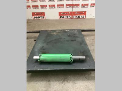 Pistón de dirección para Merlo P28.8 vendida por Massucco T. Srl Area Ricambi