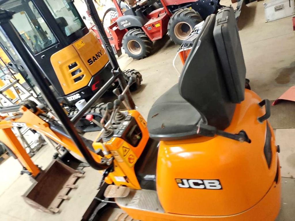 JCB 8008CT Foto 4